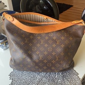 SOLD!! Authentic Louis Vuitton Delightful